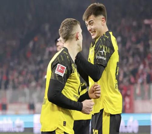 马伦世界波,助萨比策妙,锁定胜利关,九游娱乐会员登录入口,九游娱乐官网,九游娱乐